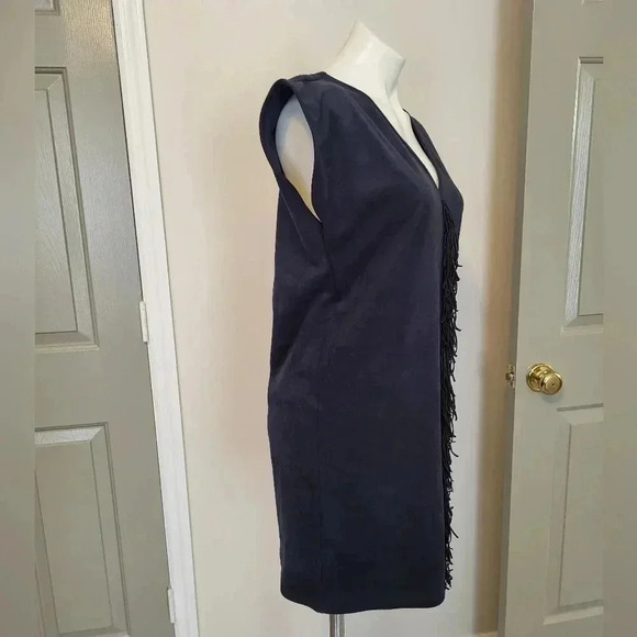 Marie Oliver Andi Navy Faux Suede Fringed Minimalist Boxy Shift Mini Dress(XS) - Picture 4 of 9
